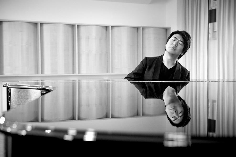Lang Lang Head Shot